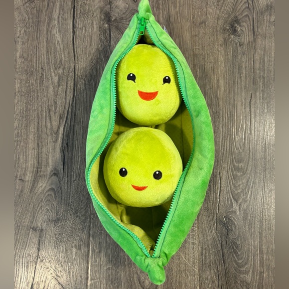 Disney Toy Story 2 Peas In A Pea Pod Stuffed Plush Zipper 19in Large Green Plush - Picture 1 of 6